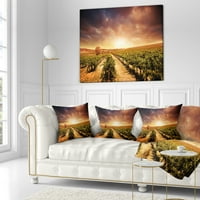 Designart szőlőskert viharos naplementével - Táj nyomtatott dobási párna - 18x18